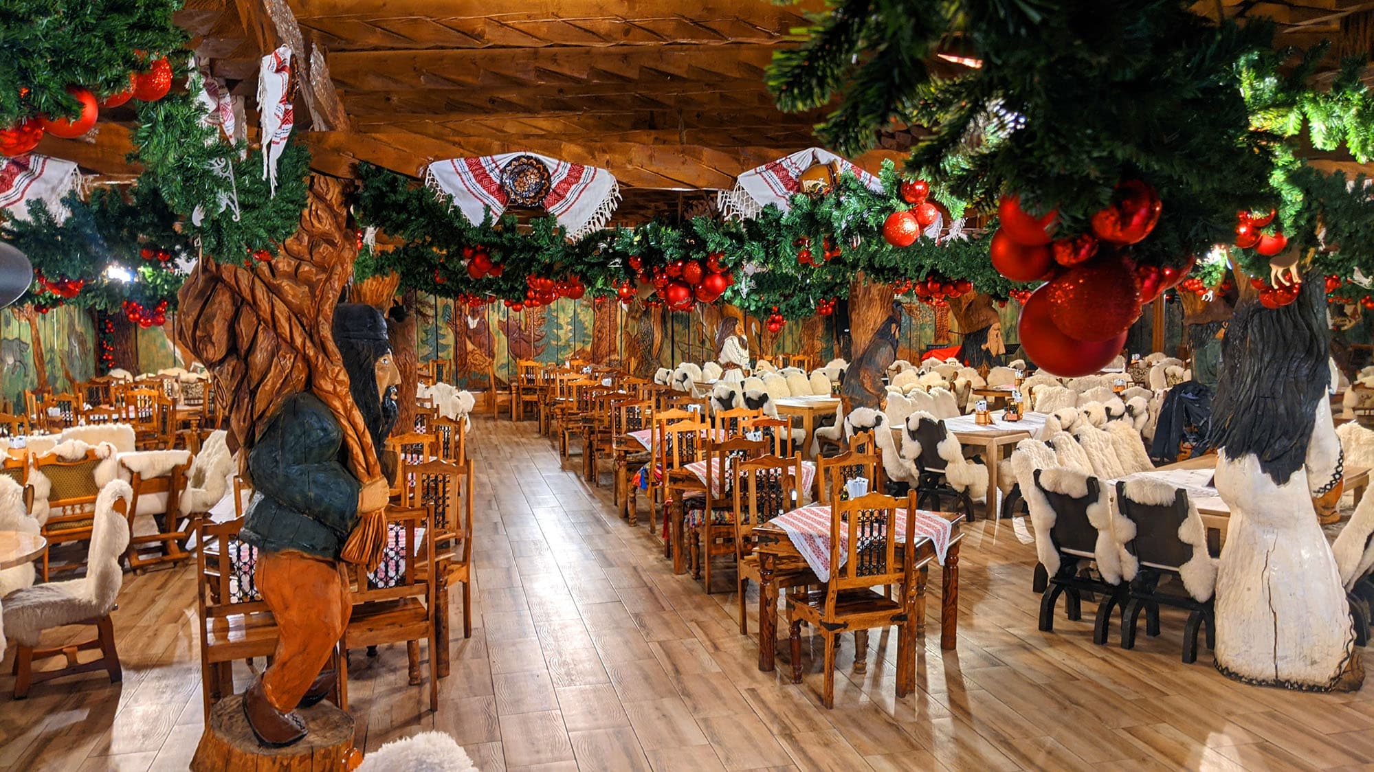 Galerie Restaurant Cascada Slănic Moldova - imagine 9